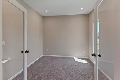 710 Deerhurst Drive, Vandalia, OH 45377 - Photo 15