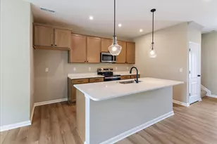 668 Deerhurst Dr, Vandalia, OH 45377 - Photo 7