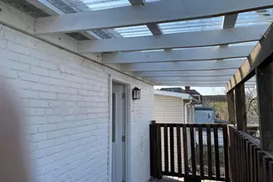 69-69 5 Chicago Ave, Columbus, OH 43222 - Photo 3