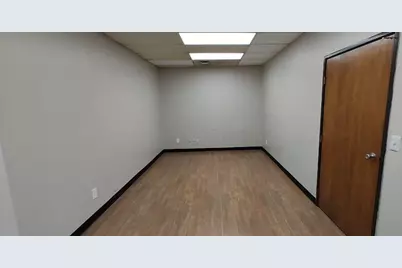 2234 S Hamilton Road #102, Columbus, OH 43232 - Photo 5