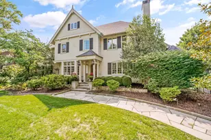 57 Preston Rd, Columbus, OH 43209 - Photo 5