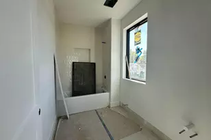 1095 W 3rd Ave, Columbus, OH 43212 - Photo 33