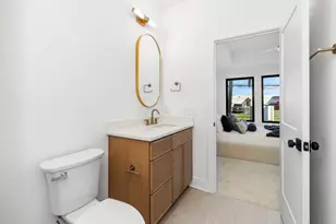 1095 W 3rd Ave, Columbus, OH 43212 - Photo 9