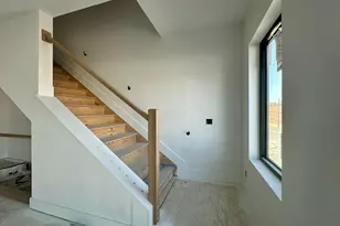 1093 W 3rd Ave, Columbus, OH 43212 - Photo 21