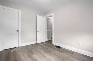 2163 Cleveland Ave, Columbus, OH 43211 - Photo 17