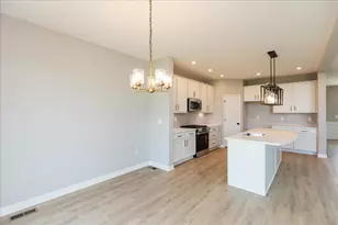 8280 Daylily Dr, Plain City, OH 43064 - Photo 9