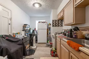 243 N James Rd, Columbus, OH 43213 - Photo 25