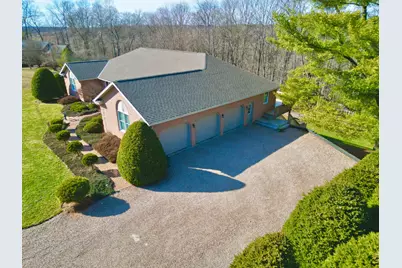 5295 Milford Drive, Zanesville, OH 43701 - Photo 3