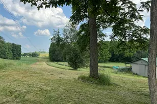 20561 Canada Rd, Gambier, OH 43022 - Photo 23