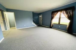 3830 Queen Anne Pl, Grove City, OH 43123 - Photo 5