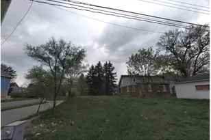 1923 Floral Ave, Columbus, OH 43223 - Photo 1