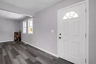 705 Clinton St, Circleville, OH 43113 - Photo 5