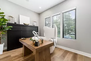 496 W 1st Ave, Columbus, OH 43201 - Photo 13