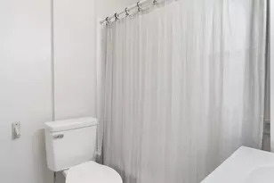 238 E Barthman Ave, Columbus, OH 43207 - Photo 23