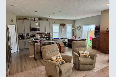 1123 Hampton Lane, London, OH 43140 - Photo 3