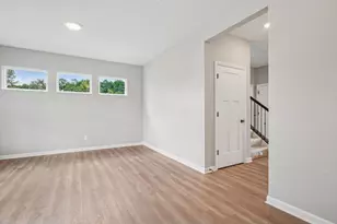 303 Reign Way, Pataskala, OH 43062 - Photo 5