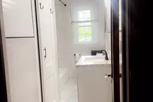 1065 Sunbury Rd, Columbus, OH 43219 - Photo 21