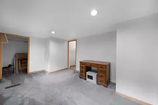 6810 Barrett Rd, Geneva, OH 44041 - Photo 23