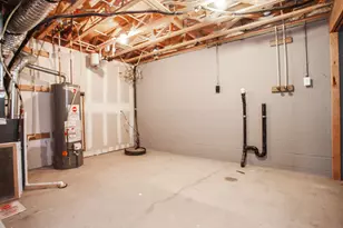 960 Hartford Village Blvd, Columbus, OH 43228 - Photo 27