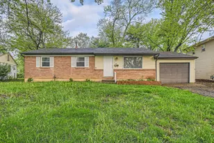 3038 Wadsworth Ct, Columbus, OH 43232 - Photo 1