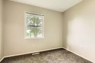 5422 Everson Rd N, Columbus, OH 43232 - Photo 15
