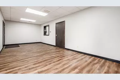 830 Bethesda Drive Drive #4, Zanesville, OH 43701 - Photo 5