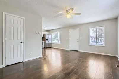 3325 E Deshler Avenue, Columbus, OH 43227 - Photo 3