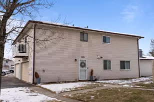 2424 Ravenel Dr, Columbus, OH 43209 - Photo 5