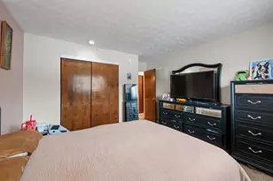 2424 Ravenel Dr, Columbus, OH 43209 - Photo 17