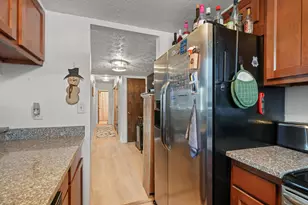 2424 Ravenel Dr, Columbus, OH 43209 - Photo 13