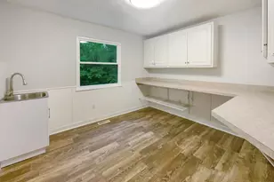 642 Ridenour Rd, Columbus, OH 43230 - Photo 13