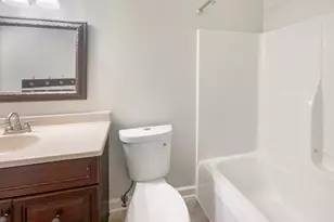 642 Ridenour Rd, Columbus, OH 43230 - Photo 23