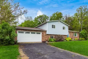 1340 W Choctaw Dr, London, OH 43140 - Photo 3