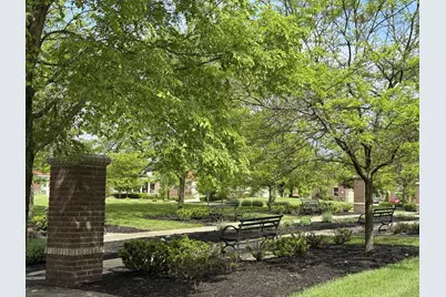 8101 Oaktree Drive S, Dublin, OH 43016 - Photo 39