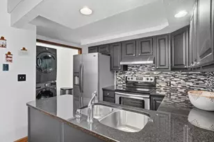 606 S 9th St, Columbus, OH 43206 - Photo 7