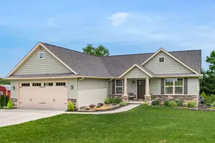 224 Blue Bird Dr, Butler, OH 44822 - Photo 3