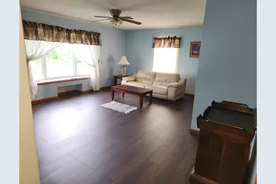 5747 E Clinton Street, Albany, OH 45710 - Photo 9