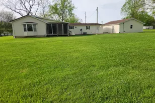 5747 E Clinton St, Albany, OH 45710 - Photo 25