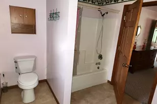 5747 E Clinton St, Albany, OH 45710 - Photo 13