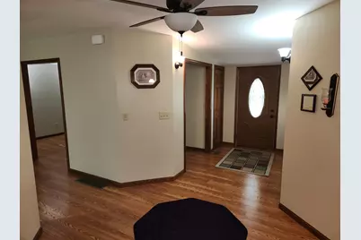 5747 E Clinton Street, Albany, OH 45710 - Photo 5