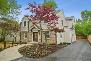 1884 W Lane Ave, Columbus, OH 43221 - Photo 1