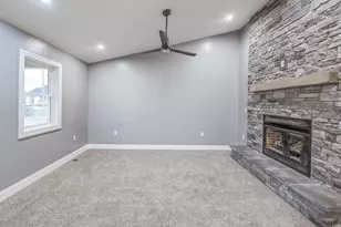 228 E Walnut St, Danville, OH 43014 - Photo 19