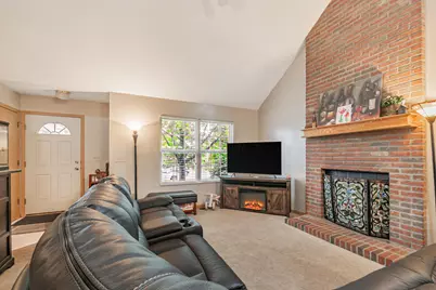 3150 Berkley Pointe Drive, Gahanna, OH 43230 - Photo 5