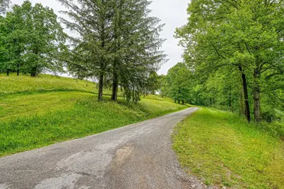 10057 State Route 776, Jackson, OH 45640 - Photo 13