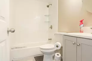 53 State St, Jeffersonville, OH 43128 - Photo 9