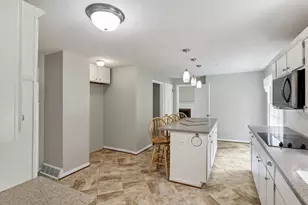 498 Marion Manor Woods, Newark, OH 43055 - Photo 15