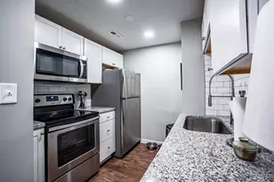 955 E Mound St, Columbus, OH 43205 - Photo 3