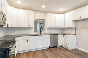 823 S Walnut St, Bucyrus, OH 44820 - Photo 9