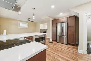 943 S Champion Ave, Columbus, OH 43206 - Photo 13