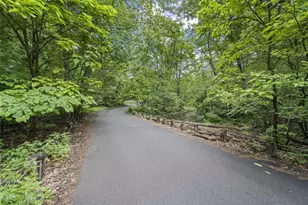 340 Canyon Dr S, Columbus, OH 43214 - Photo 61